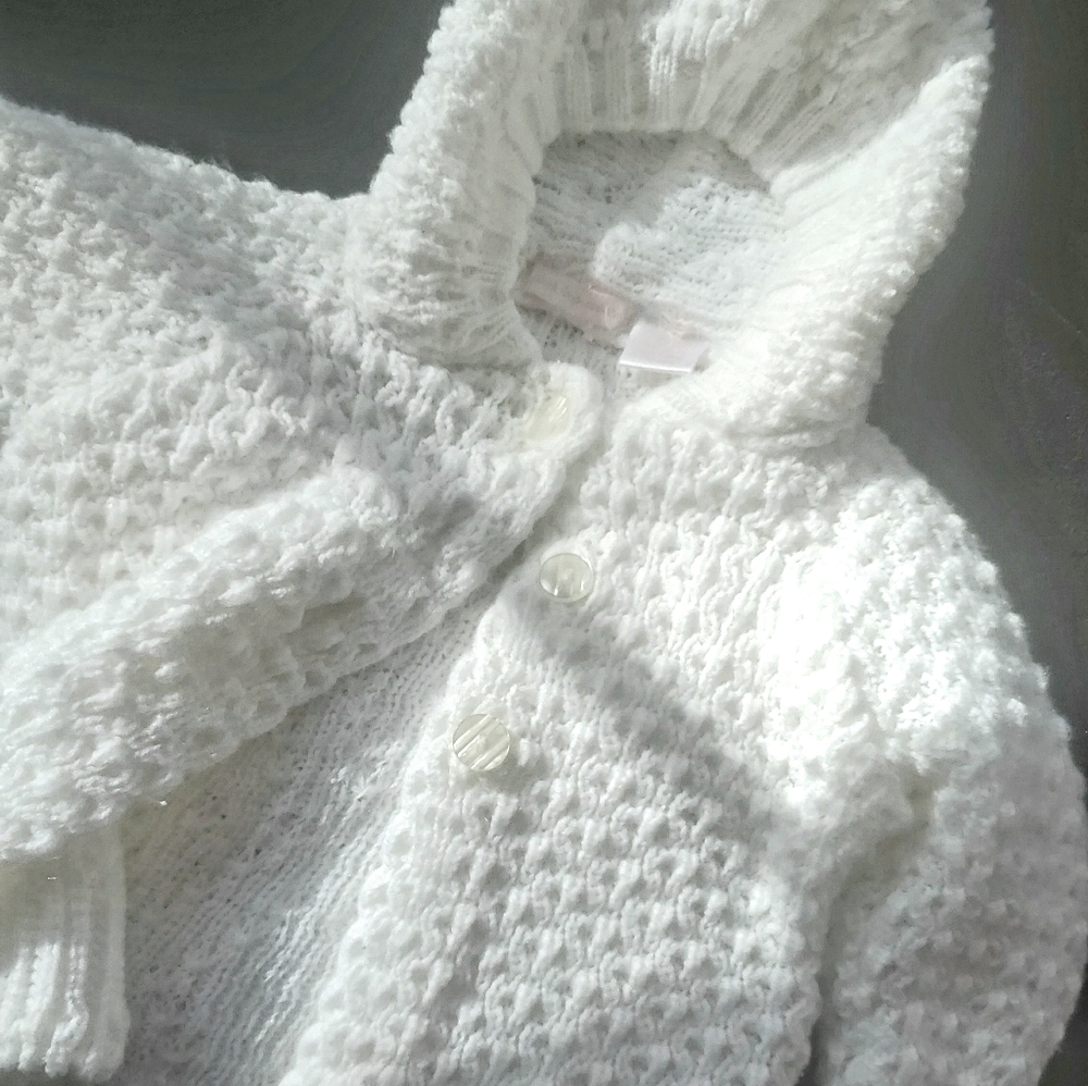 Knitted button hooded sweater
